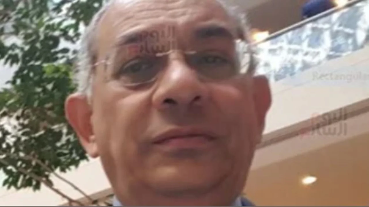 تراجع الدولار.. يوسف بطرس غالي يوضح أسباب هبوط العملة وتوقعات الفترة المقبلة